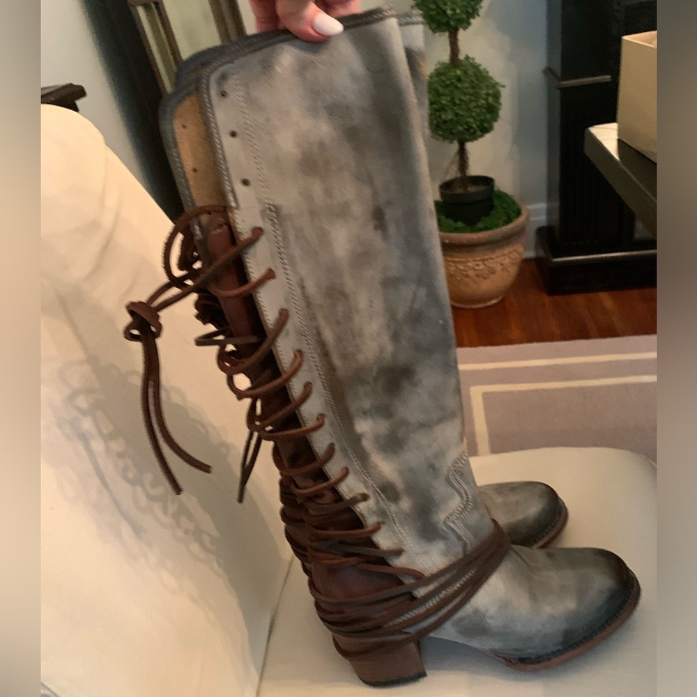 Free bird Cole knee high leather boots. Size 9